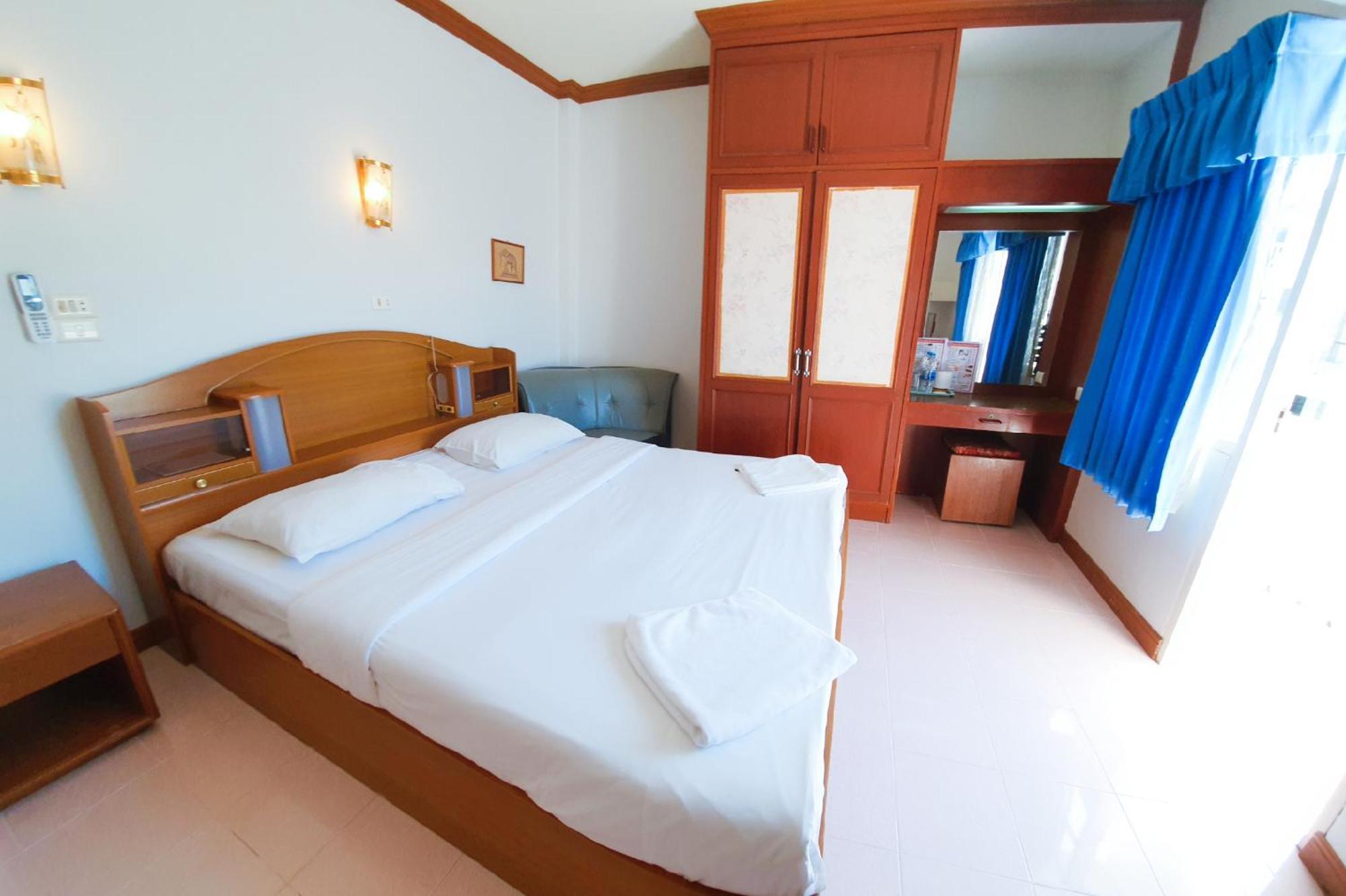 Break Point Hotel Patong Eksteriør bilde