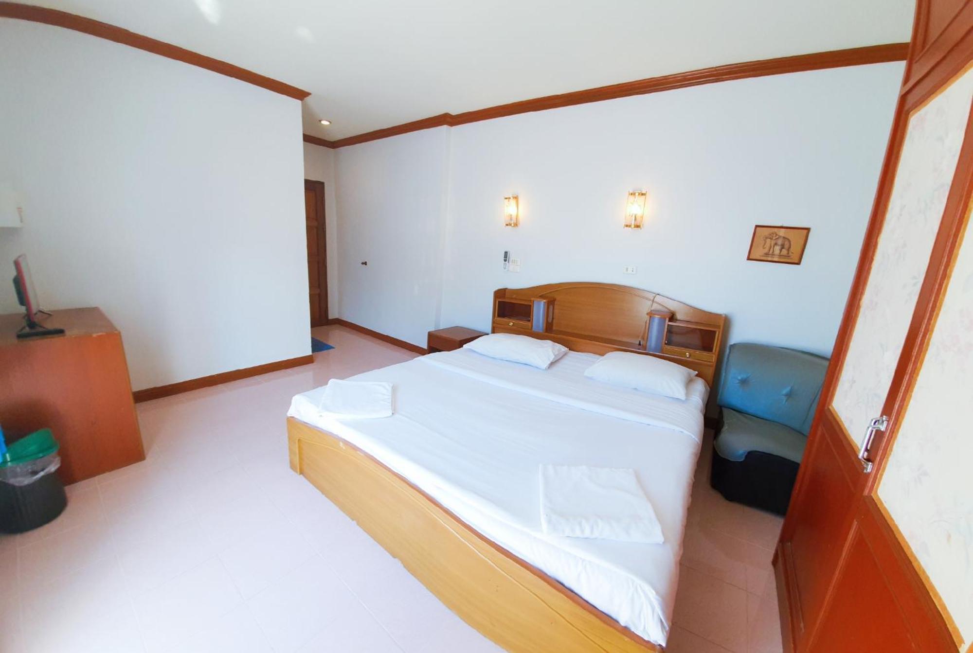 Break Point Hotel Patong Eksteriør bilde