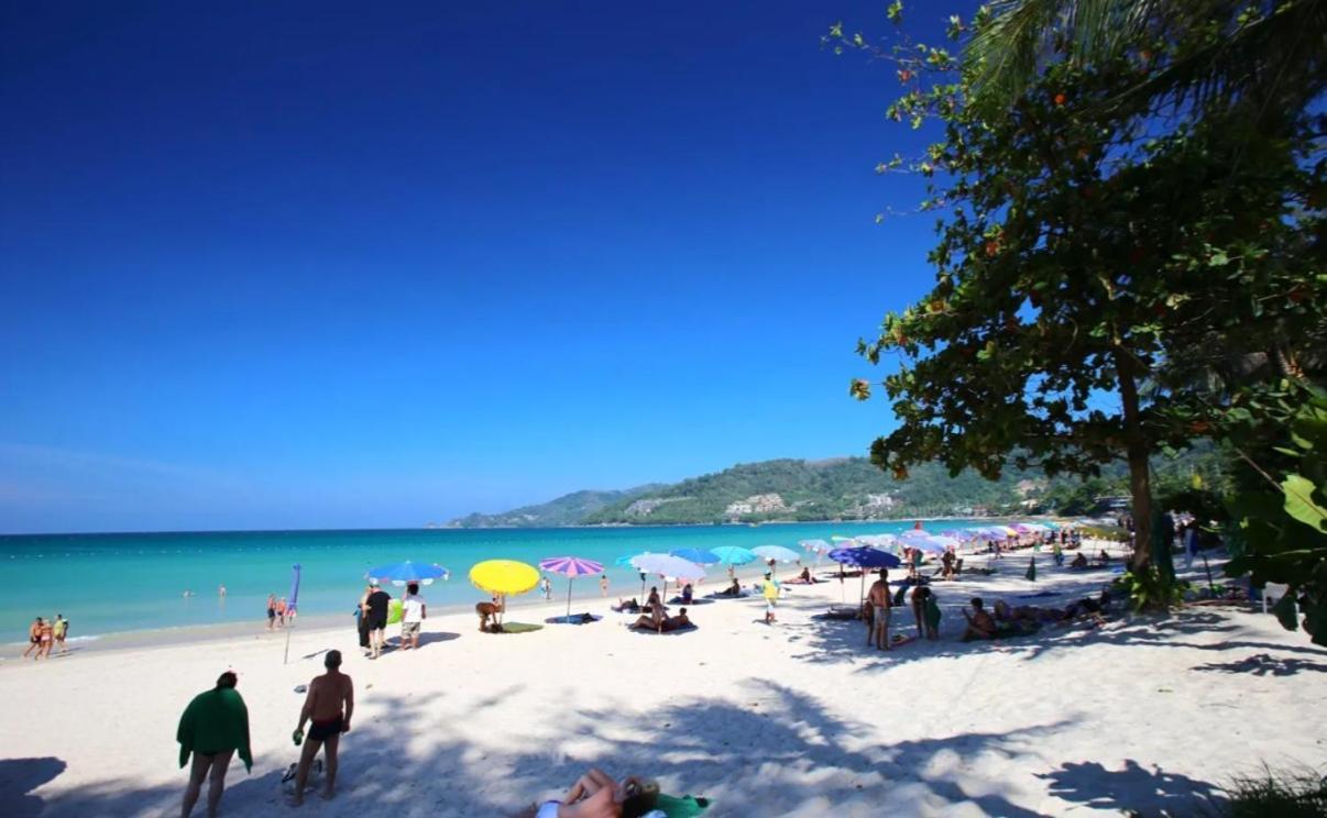 Break Point Hotel Patong Eksteriør bilde
