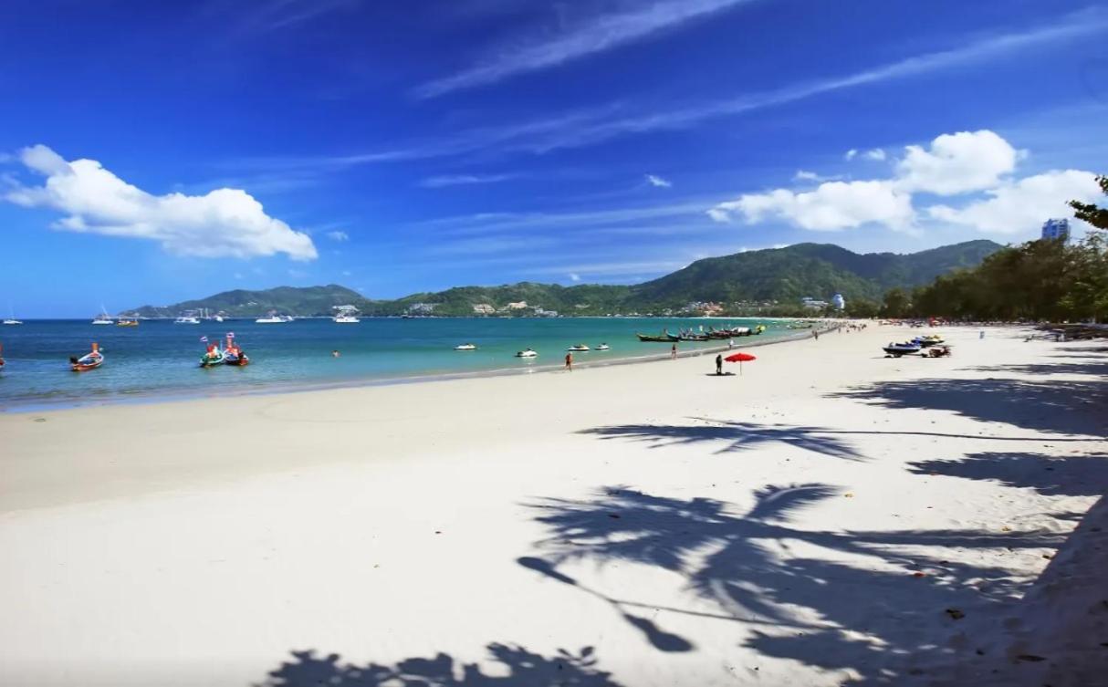 Break Point Hotel Patong Eksteriør bilde