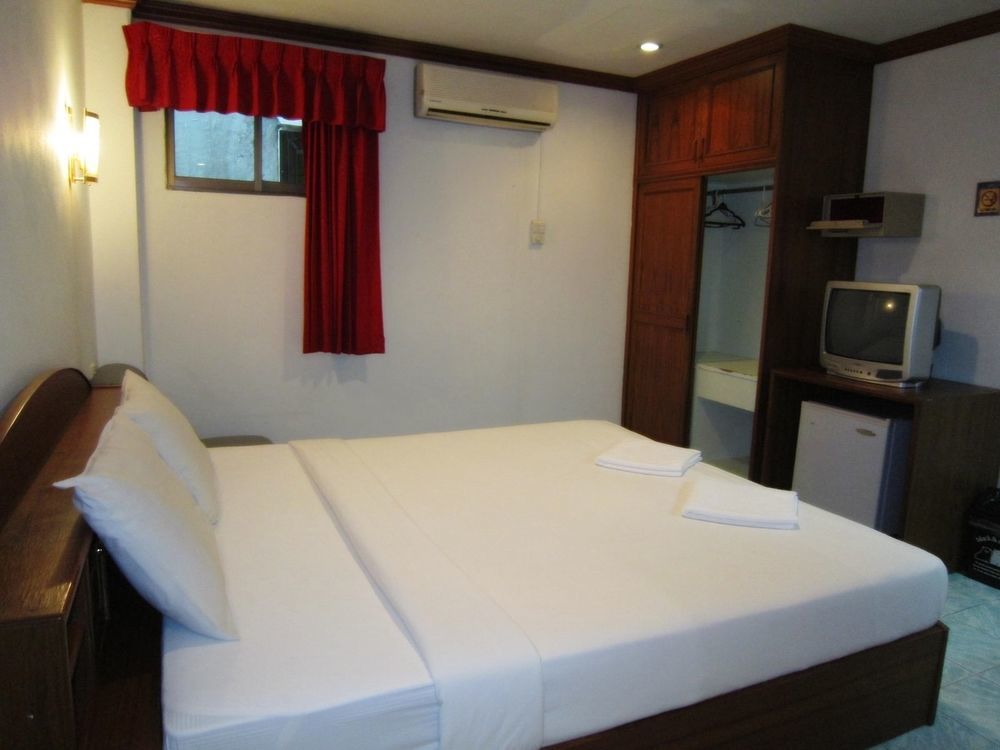 Break Point Hotel Patong Eksteriør bilde
