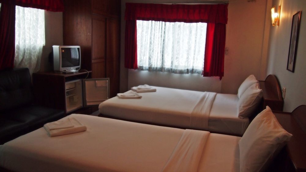 Break Point Hotel Patong Eksteriør bilde